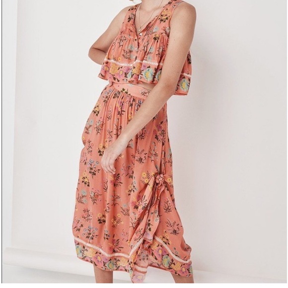 Spell & the gypsy peach floral skirt with bows - Picture 2 of 4